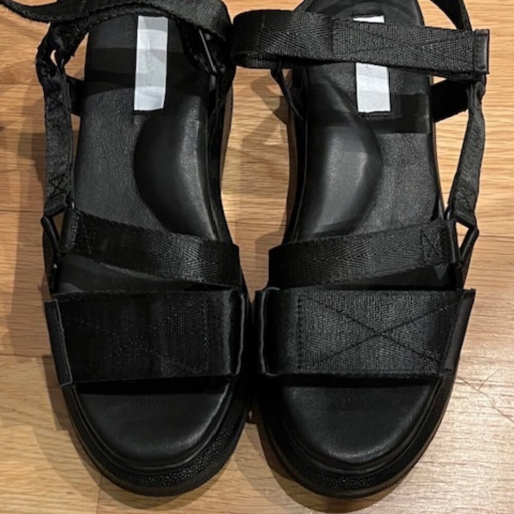 Black Chunky Platform Sandals with Adjustable Straps